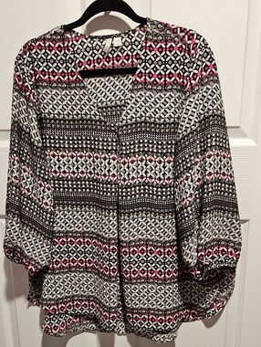 Cato Geometric Print Blouse in Black, White & Pink